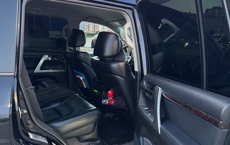 Toyota Land Cruiser 200, 2012 год, 2 950 000 рублей, 7 фотография