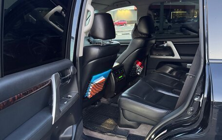 Toyota Land Cruiser 200, 2012 год, 2 950 000 рублей, 8 фотография