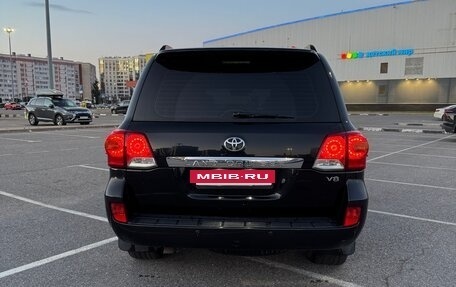 Toyota Land Cruiser 200, 2012 год, 2 950 000 рублей, 4 фотография