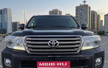 Toyota Land Cruiser 200, 2012 год, 2 950 000 рублей, 16 фотография