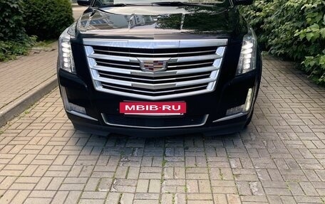 Cadillac Escalade V, 2020 год, 5 200 000 рублей, 2 фотография