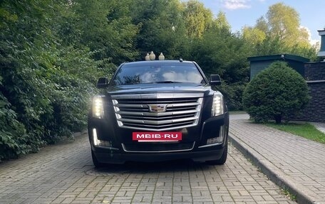 Cadillac Escalade V, 2020 год, 5 200 000 рублей, 16 фотография