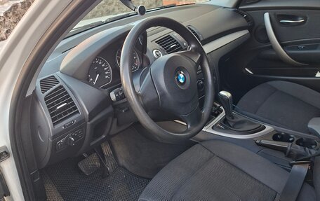 BMW 1 серия, 2011 год, 1 000 000 рублей, 2 фотография