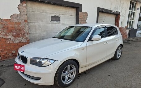 BMW 1 серия, 2011 год, 1 000 000 рублей, 4 фотография