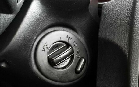 Nissan Tiida, 2011 год, 670 000 рублей, 24 фотография