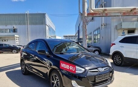 Hyundai Solaris II рестайлинг, 2014 год, 620 000 рублей, 2 фотография