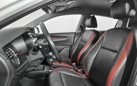 KIA Rio IV, 2020 год, 1 690 000 рублей, 10 фотография