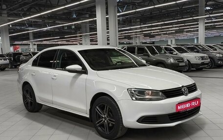 Volkswagen Jetta VI, 2012 год, 720 000 рублей, 2 фотография