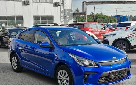KIA Rio IV, 2018 год, 1 461 000 рублей, 2 фотография