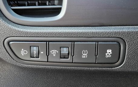 KIA Rio IV, 2018 год, 1 461 000 рублей, 19 фотография