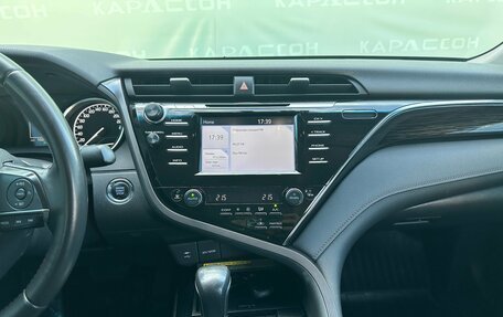 Toyota Camry, 2018 год, 2 450 000 рублей, 10 фотография