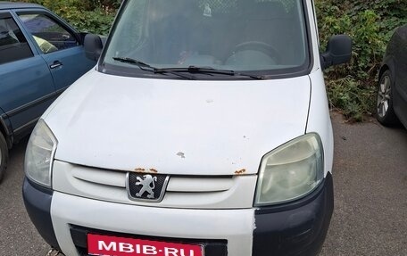 Peugeot Partner II рестайлинг 2, 2006 год, 250 000 рублей, 1 фотография
