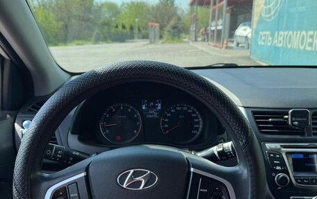Hyundai Solaris II рестайлинг, 2016 год, 850 000 рублей, 8 фотография