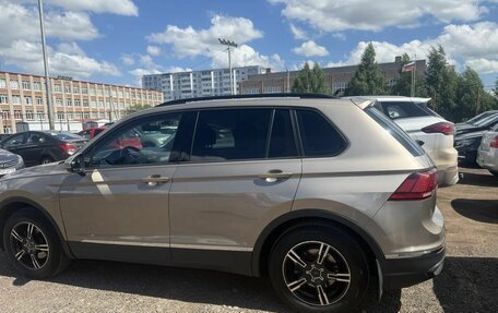Volkswagen Tiguan II, 2021 год, 2 250 000 рублей, 5 фотография
