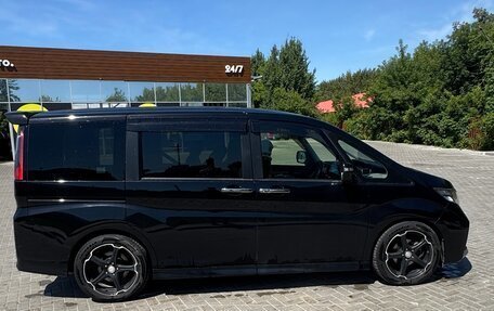 Honda Stepwgn IV, 2017 год, 2 050 000 рублей, 8 фотография