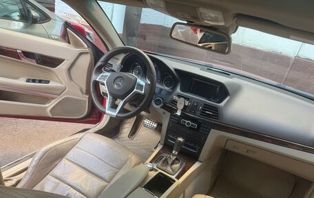 Mercedes-Benz E-Класс, 2012 год, 1 240 000 рублей, 8 фотография