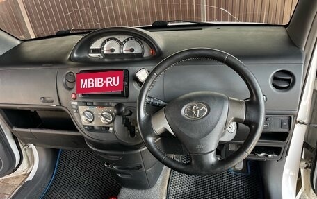 Toyota Sienta I, 2013 год, 890 000 рублей, 5 фотография