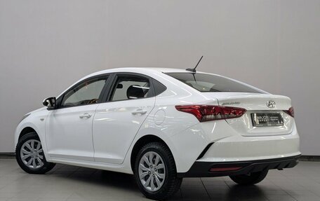 Hyundai Solaris II рестайлинг, 2022 год, 1 595 000 рублей, 4 фотография