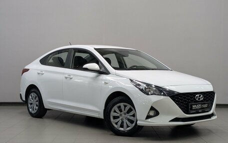 Hyundai Solaris II рестайлинг, 2022 год, 1 595 000 рублей, 11 фотография