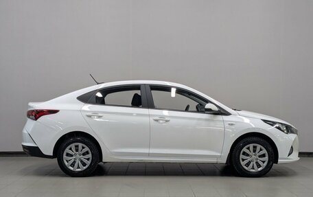 Hyundai Solaris II рестайлинг, 2022 год, 1 595 000 рублей, 12 фотография