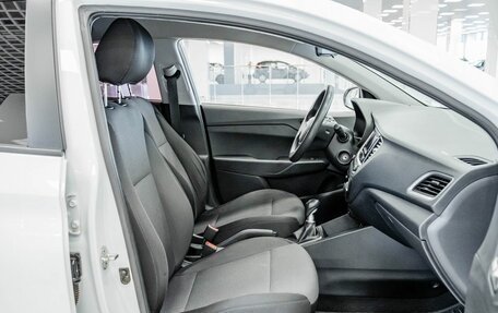 Hyundai Solaris II рестайлинг, 2018 год, 1 254 000 рублей, 11 фотография