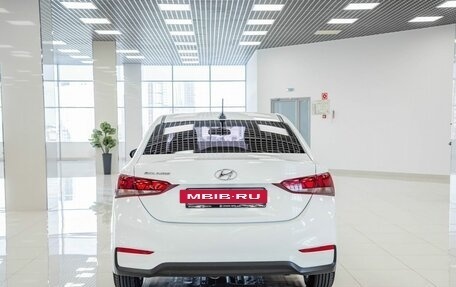 Hyundai Solaris II рестайлинг, 2018 год, 1 254 000 рублей, 8 фотография