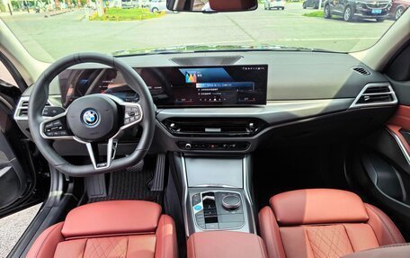 BMW i3 I01 рестайлинг, 2025 год, 4 338 700 рублей, 8 фотография