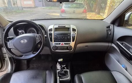 KIA cee'd I рестайлинг, 2009 год, 690 000 рублей, 10 фотография