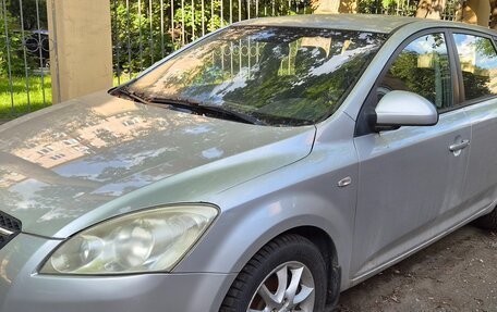 KIA cee'd I рестайлинг, 2009 год, 690 000 рублей, 2 фотография