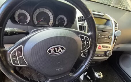 KIA cee'd I рестайлинг, 2009 год, 690 000 рублей, 16 фотография