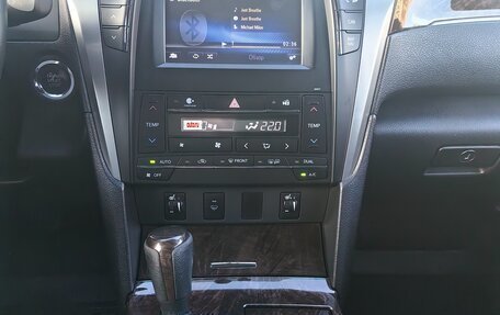Toyota Camry, 2016 год, 2 350 000 рублей, 14 фотография