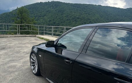 BMW 5 серия, 2008 год, 2 200 000 рублей, 6 фотография