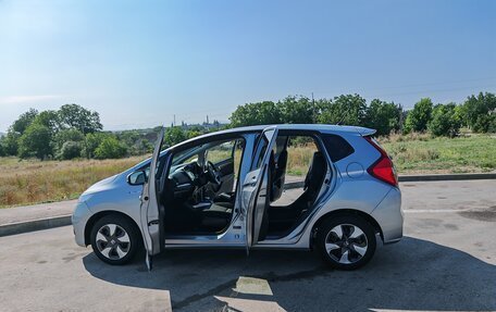Honda Fit III, 2019 год, 1 490 000 рублей, 6 фотография