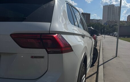 Volkswagen Tiguan II, 2019 год, 3 600 000 рублей, 9 фотография