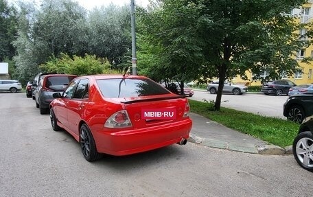 Toyota Altezza, 2000 год, 950 000 рублей, 3 фотография