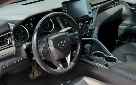 Toyota Camry, 2021 год, 2 950 000 рублей, 7 фотография