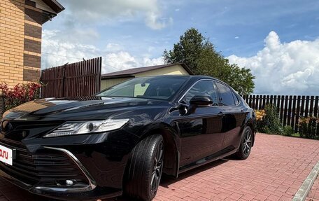 Toyota Camry, 2021 год, 2 950 000 рублей, 4 фотография