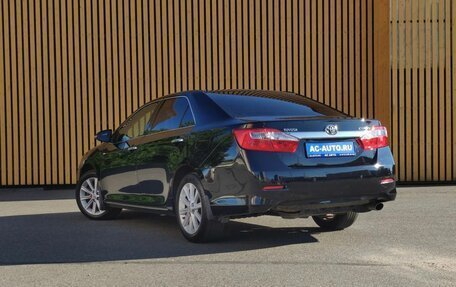 Toyota Camry, 2013 год, 1 400 000 рублей, 4 фотография