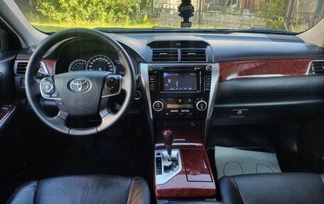 Toyota Camry, 2013 год, 1 400 000 рублей, 9 фотография