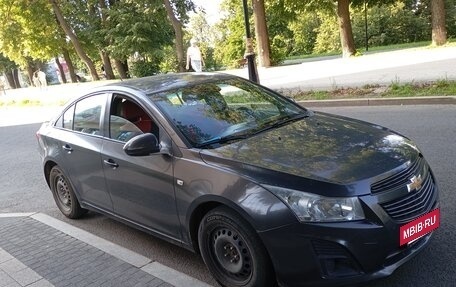 Chevrolet Cruze II, 2013 год, 350 000 рублей, 5 фотография