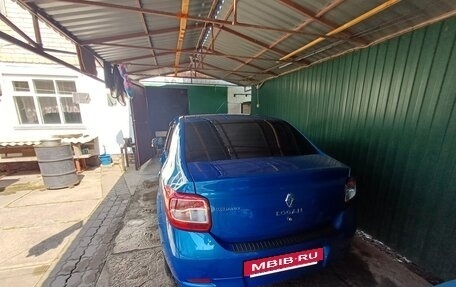 Renault Logan II, 2014 год, 900 000 рублей, 3 фотография