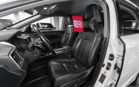 Lexus RX IV рестайлинг, 2019 год, 4 200 000 рублей, 9 фотография