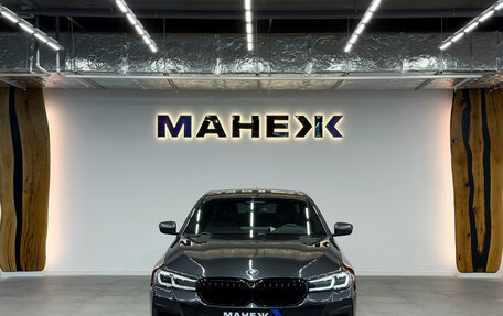 BMW 5 серия, 2020 год, 4 900 000 рублей, 2 фотография