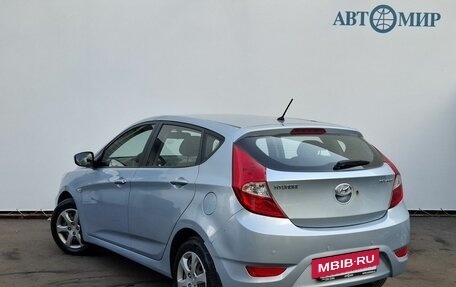 Hyundai Solaris II рестайлинг, 2012 год, 714 000 рублей, 7 фотография