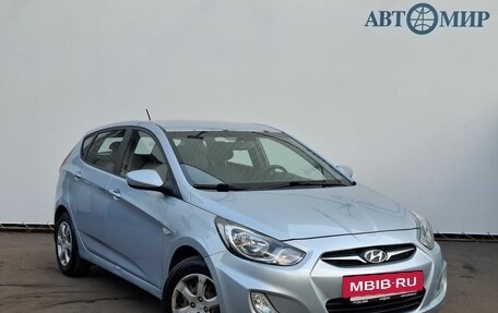Hyundai Solaris II рестайлинг, 2012 год, 714 000 рублей, 3 фотография
