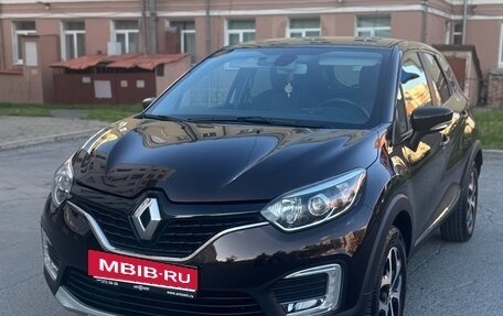 Renault Kaptur I рестайлинг, 2018 год, 1 220 000 рублей, 2 фотография