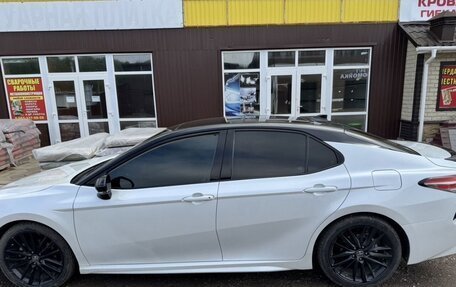 Toyota Camry, 2019 год, 2 500 000 рублей, 10 фотография