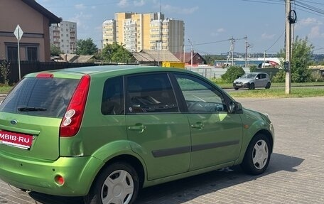 Ford Fiesta, 2007 год, 450 000 рублей, 2 фотография