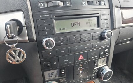 Volkswagen Touareg III, 2007 год, 830 000 рублей, 9 фотография