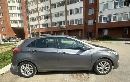 Hyundai i30 II рестайлинг, 2014 год, 825 000 рублей, 2 фотография